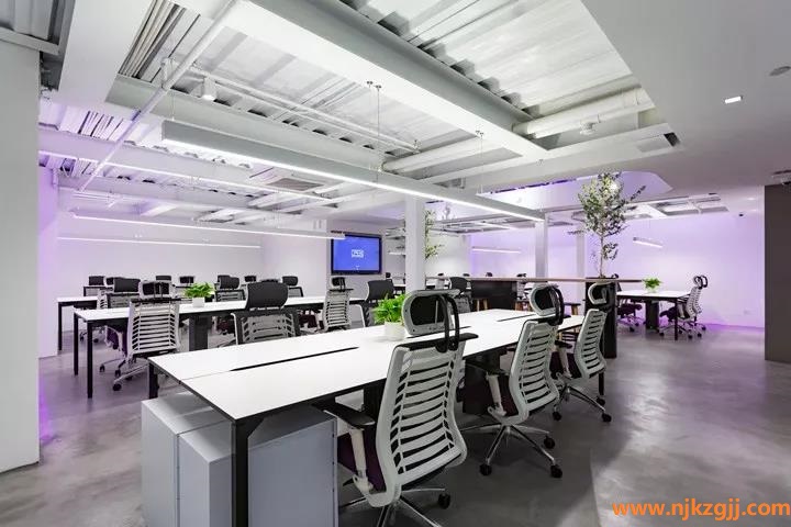  針對不同類型企業(yè)，辦公室家具選擇也不同